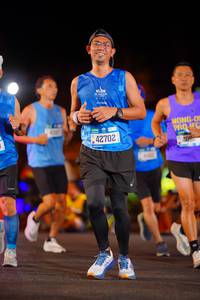 BIB: 42702, 408
                            <button type="button" onclick="openModal(21559239)" class="btn btn-primary btn-sm float-right btn-popup" data-toggle="modal" data-target=".modal-high-quality">
                        <i class="fas fa-shopping-cart"></i> Add to Cart
                    </button>
                                            <button type="button" onclick="isThisMe(21559239, true)" class="btn btn-success btn-sm float-right btn-popup btn-isme hidden" data-toggle="tooltip" data-placement="bottom" title="นี่คือรูปของคุณใช่ไหม คลิกที่นี่เพื่อเอาเข้าอัลบั้ม">
                        <i class="fas fa-plus"></i> Add to album
                    </button>
                    <button type="button" onclick="isThisMe(21559239, false)" class="btn btn-warning btn-sm float-right btn-popup btn-isnotme hidden">
                        <i class="fas fa-ban"></i> Remove from album
                    </button>